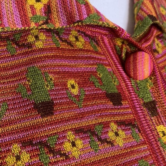 T15 ZARA Novelty cactus print sweater with cloth buttons size small pink orange - Picture 3 of 13